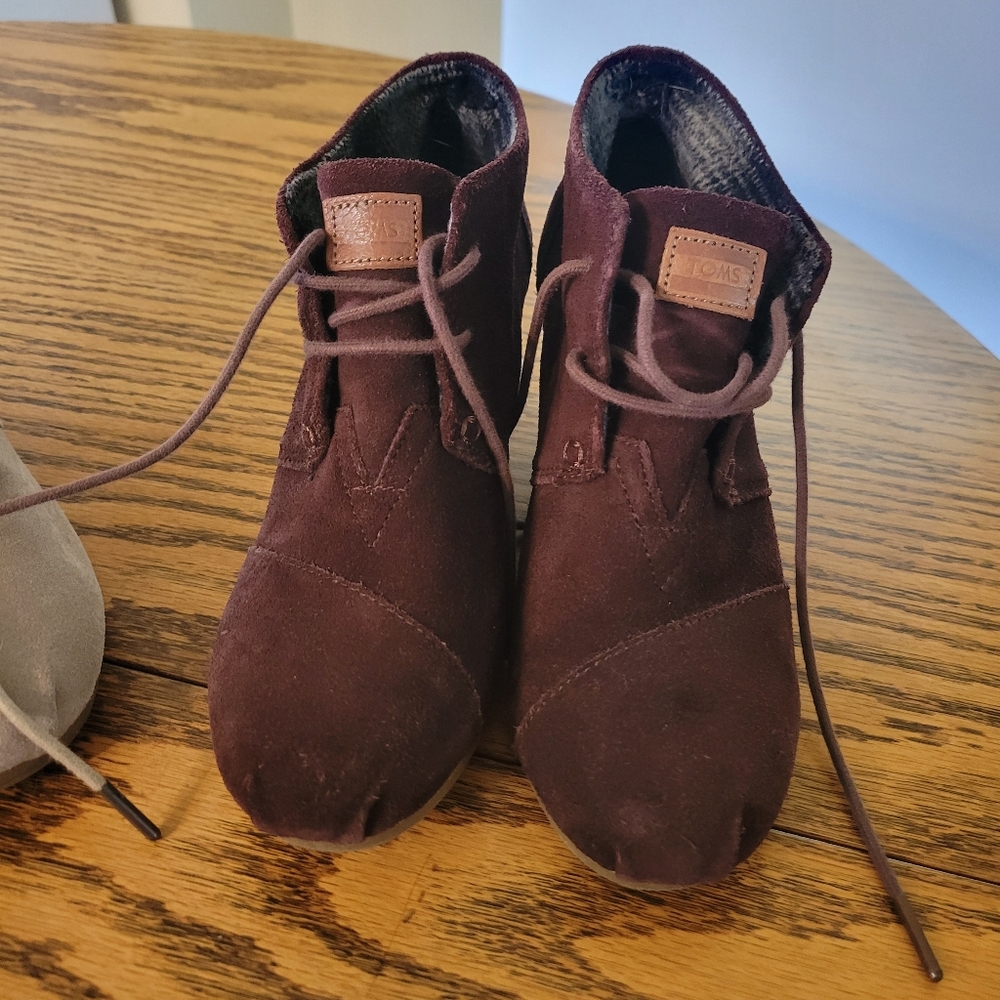 TOMS low cut boots